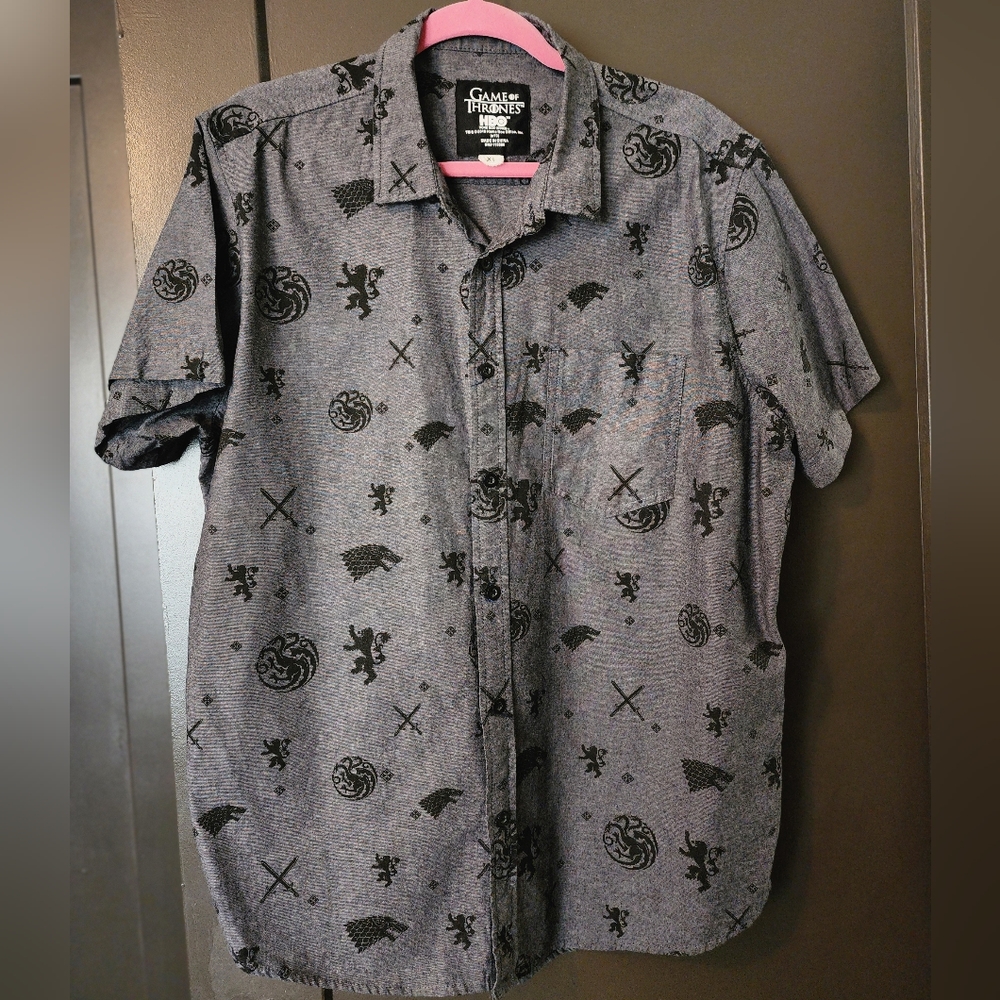 Game of Thrones HBO Men's Short-Sleeve Button-down Shirt / Sz XL/ Grey & black